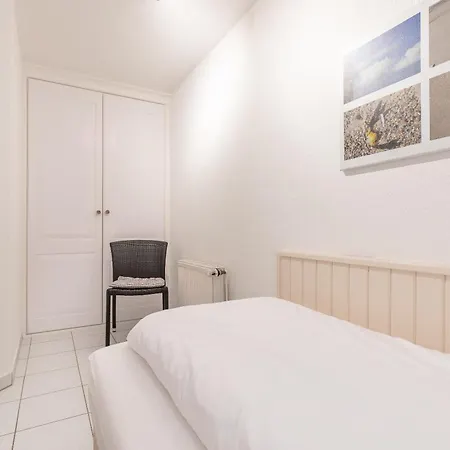 Suederhof 6 *